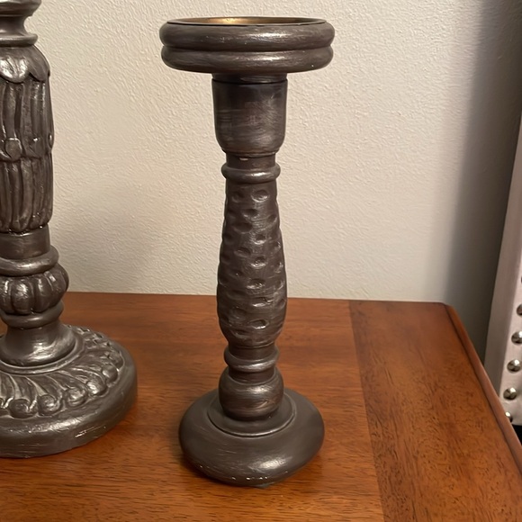 Set of 2 Pillar Candle Holders Hand Carved 15” & 12” Height Great Condition - Picture 6 of 13